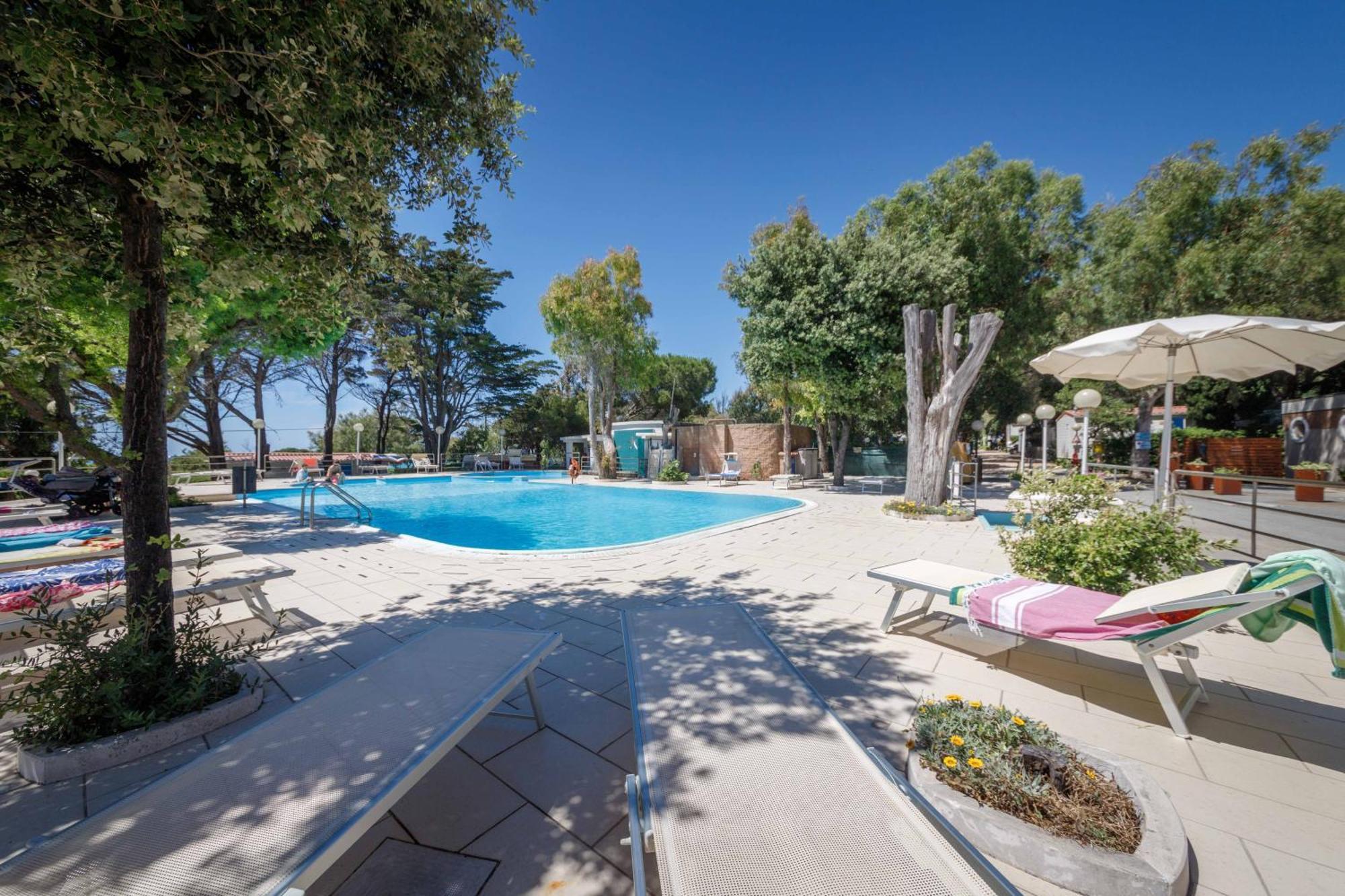 ליבורנו Villaggio Miramare מראה חיצוני תמונה